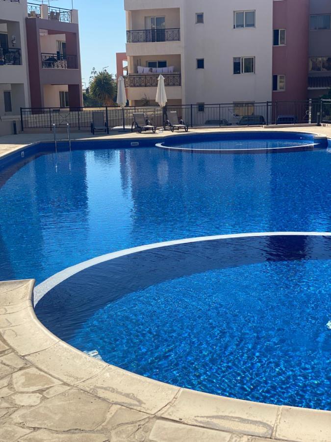 Beautiful Apartment Near The Sea And A Large Private Garden Paphos Kültér fotó